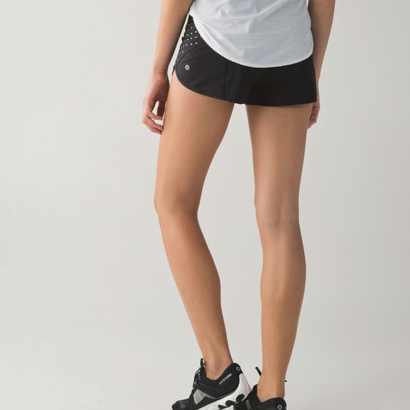 COPY - Lululemon Polka Dot Reflective Speed Up 2.5" Short - Picture 2 of 5